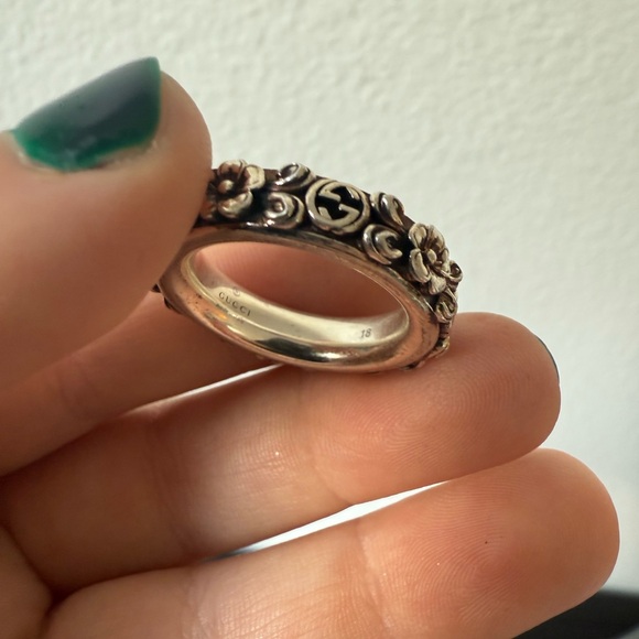 Gucci Floral Motif GG Sterling Silver Icon Ring, NIB, Size 18 IT, 8.25 US - Picture 2 of 8